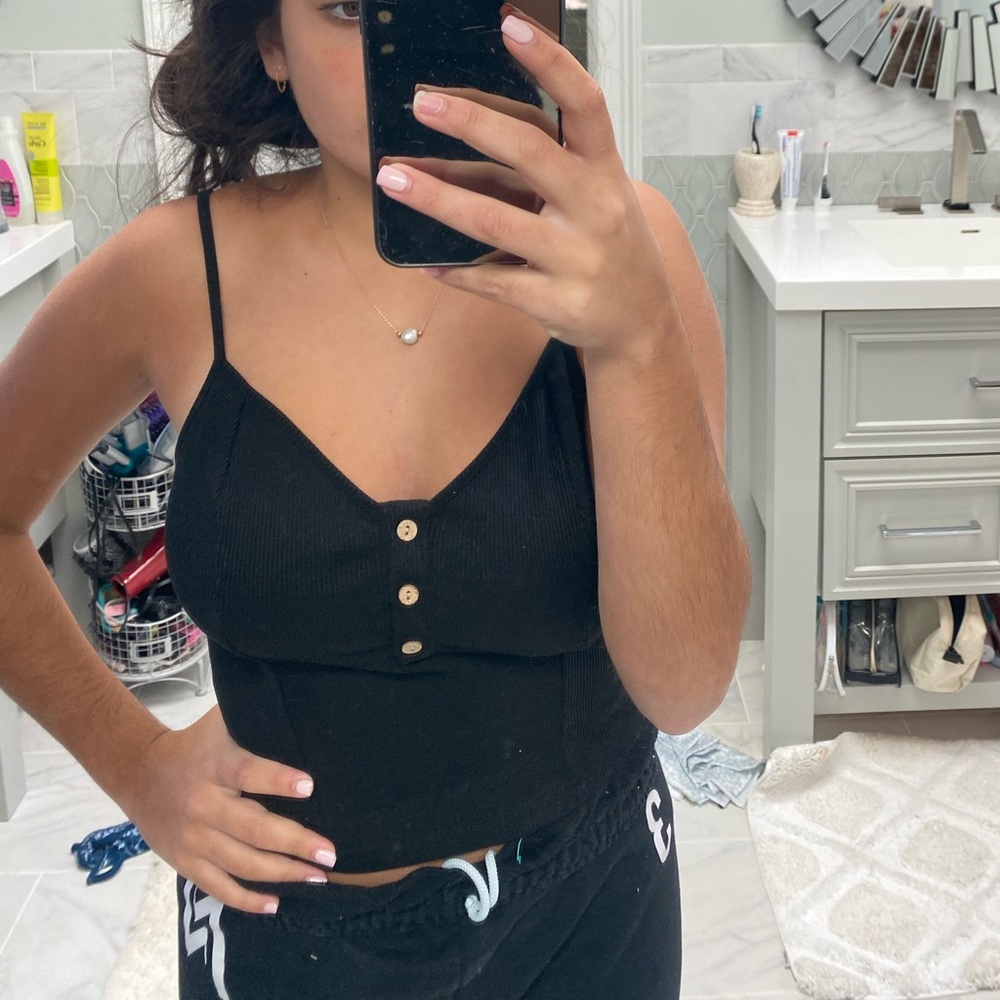 black tank top